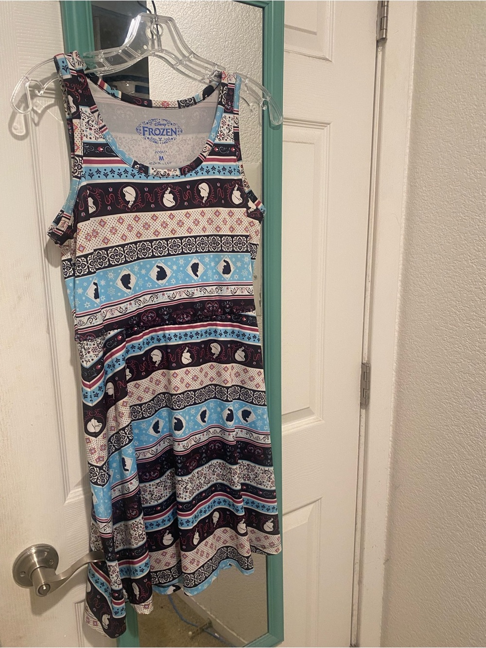 Disney Frozen Anna & Elsa silhouette dress